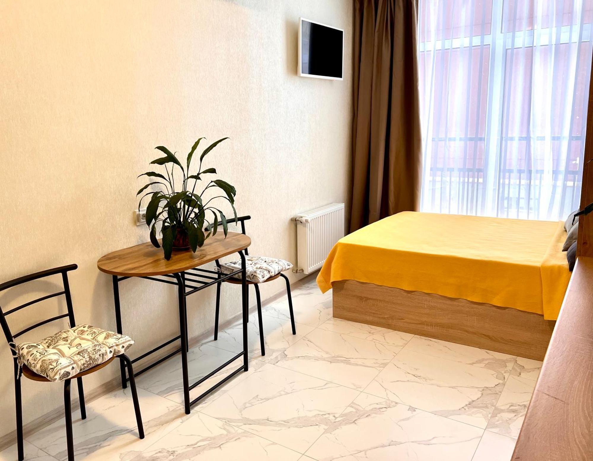 Osapart Hotel In A Complex Semycvit 4 Львов Экстерьер фото